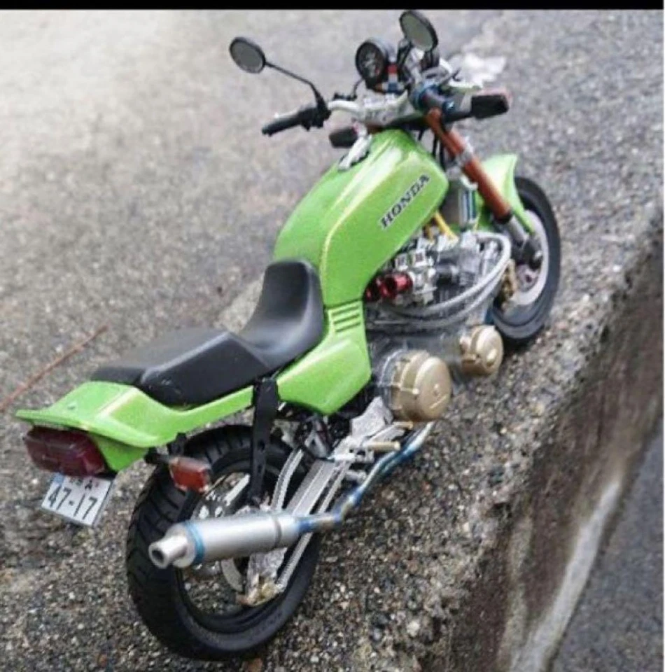 1/12 Cbx1000-Style 6-Cylinder Engine Model Cb750F Custom Build Scale Motorcycle - Image 4 of 4