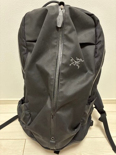 ARC'TERYX Arro 22 Backpack Black Outdoor Daypack Used - Gem