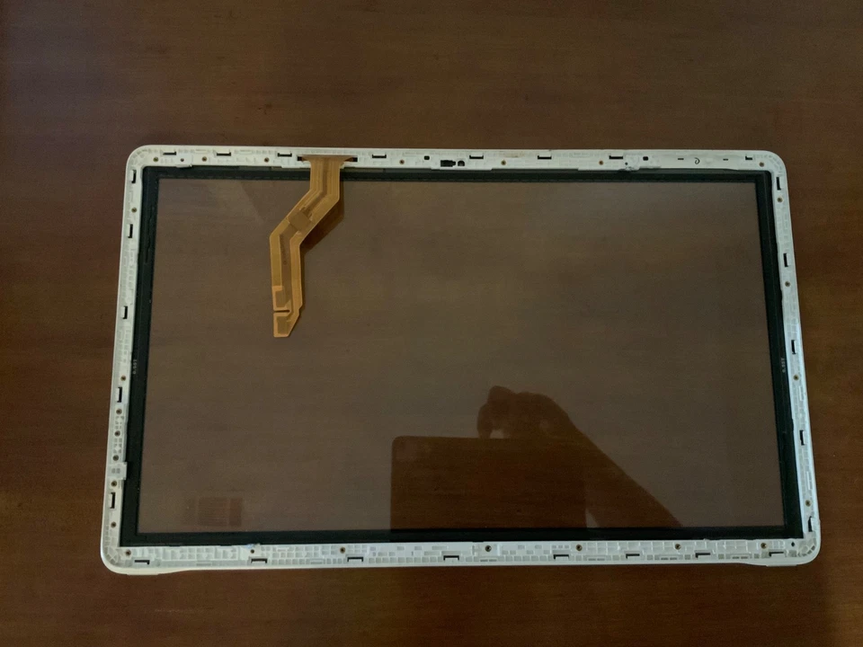 Digitalizador Samsung Galaxy View 18,4” SM-T670 Foto 2 de 4