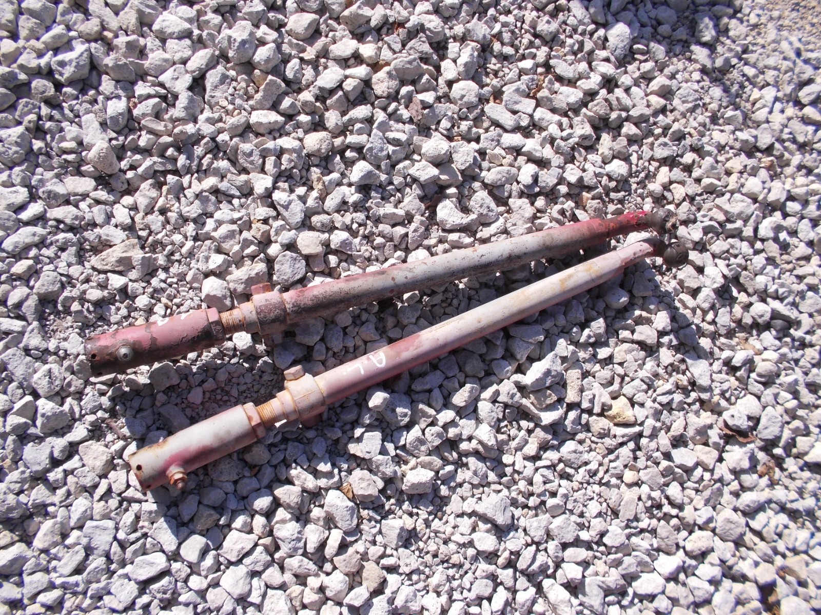 Wactor Control Rod Farmall IH A tactor frontend wide front end steering control tie rods ...