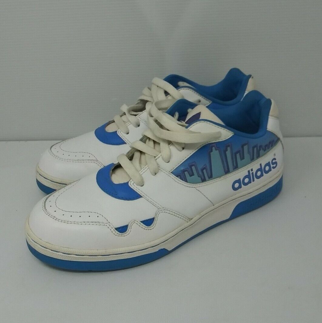 Adidas Manhattan Skyline Sneakers, Blue and White. Size 8 Adidas Manhattan Skyline Sneakers, Blue and White. Size 8