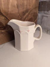 STEELITE INTERNATIONAL Creamer Pitcher England Ivory Salmon Scalloped Trim 4.5