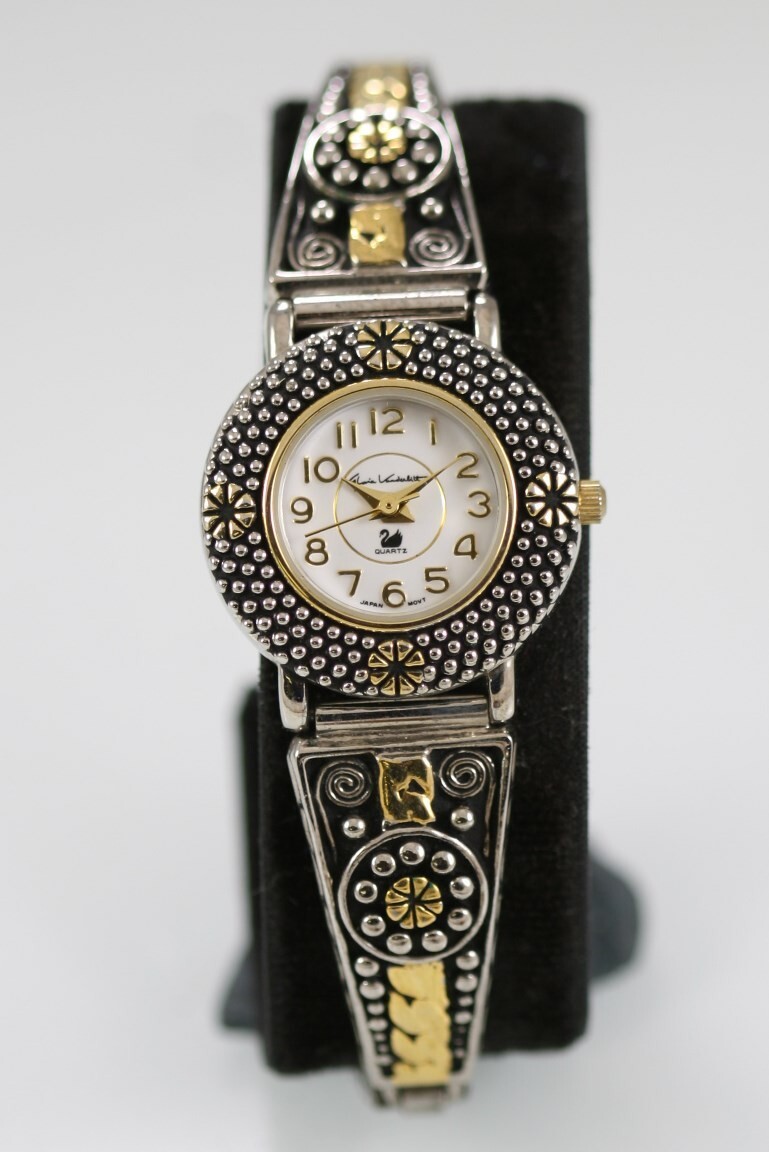 Gloria Vanderbilt Watch Women Silver Gold Stainless Steel  display picture 1