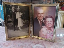 VINTAGE GOLD METAL DOUBLE PICTURE PHOTO HINGED FRAME 5" X 7" 