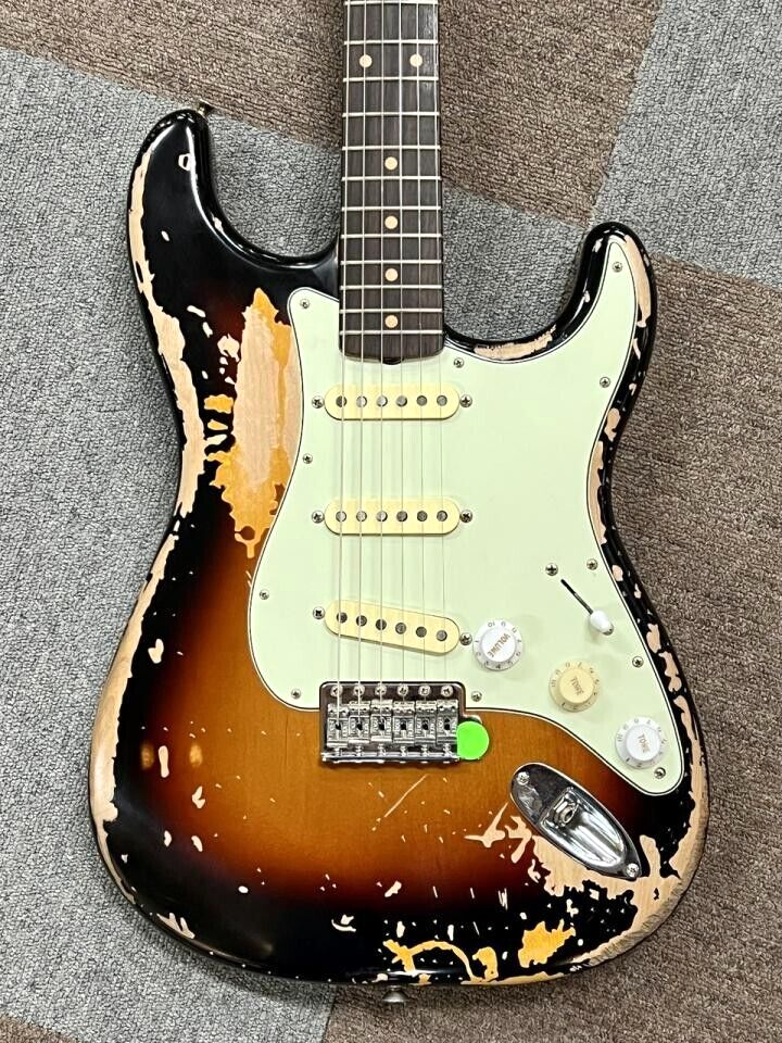 New Fender Mike McCready Stratocaster 3-Color Sunburst/R w