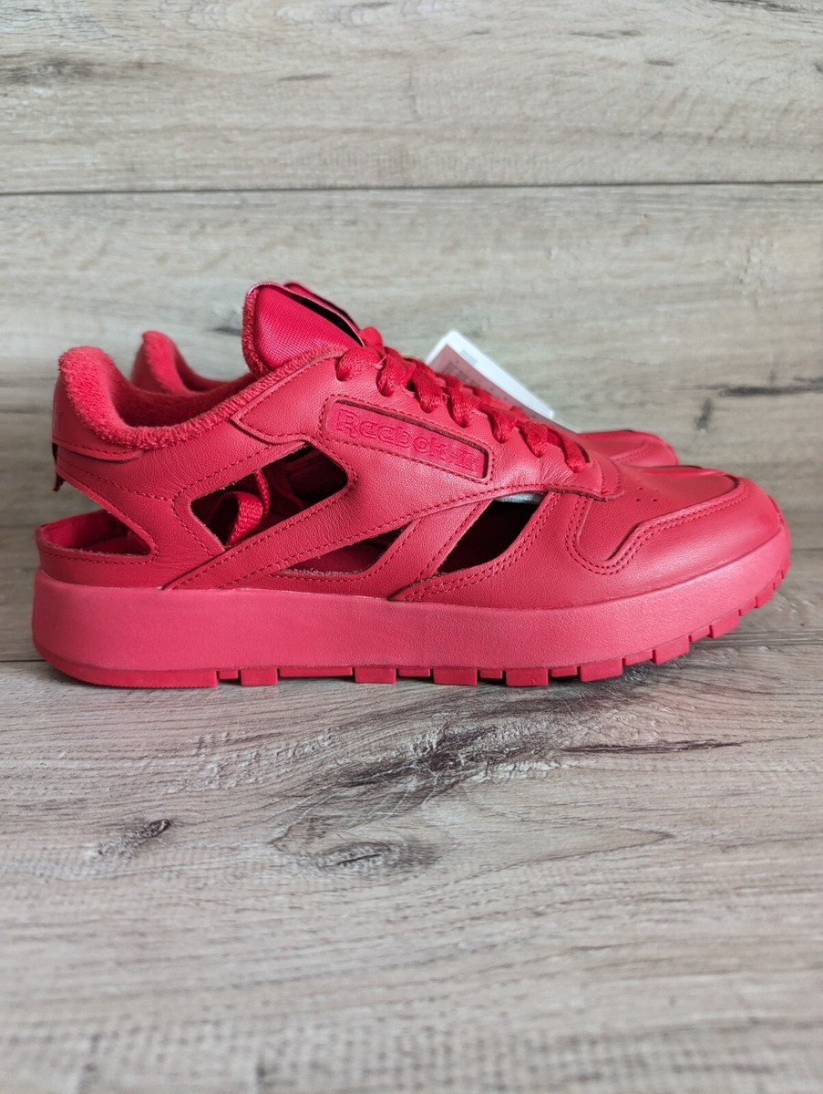 Maison Margiela x Reebok Classic Leather Tabi Decortique Low Maison Margiela x Reebok Classic Leather Tabi Decortique Low