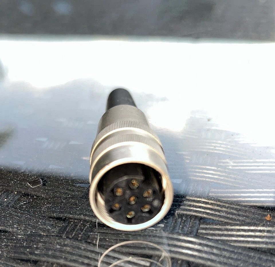 1 Connecteur DIN A Vis 7 Pin Femelle - Photo 1/1