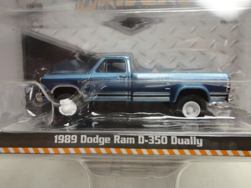 Greenlight 1989 Dodge Ram D-350 Dually Blue '89 Dually Drivers S14