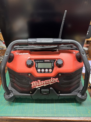 #ad Milwaukee Job Site Radio 49 24 0280 HEAVY DUTY Powered By Rockford Fosgate $95.00