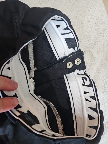 Demarini Apparel Girs Small Softball Pants WTD4040BLGS - Picture 3 of 8