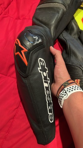Mono Alpinestars Motegi V3 2 Piezas Negro Amarillo - Imagen 10 de 11