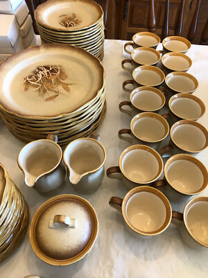 VINTAGE Mikasa Dinnerware WHOLE WHEAT #E8000 JAPAN 7-Pc Set (1976