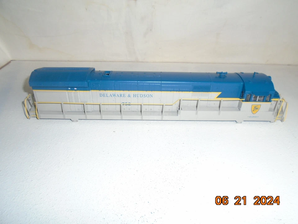 LIONEL PART 6408188002 AMERICAN FLYER U33C SHELL LEGACY D&H #752 FITS 6-48188 - Image 4 of 4