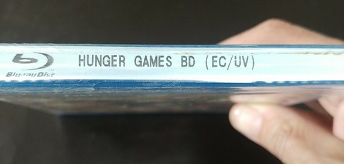 The Hunger Games (2 Disc Blu-ray) Jennifer Lawrence - Picture 3 of 3