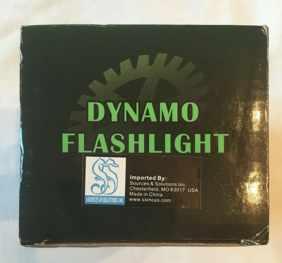 Dynamo Emergency Radio, Self-Powered FM Radio with Flashlight Hand Crank Yellow - Image 4 of 4