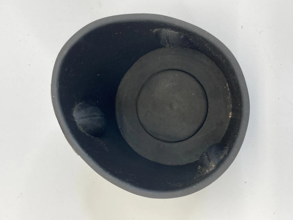 2009-2017 Chevrolet Traverse Center Console Floor Cup Holder Mat Liner Insert - Imagem 4 de 4