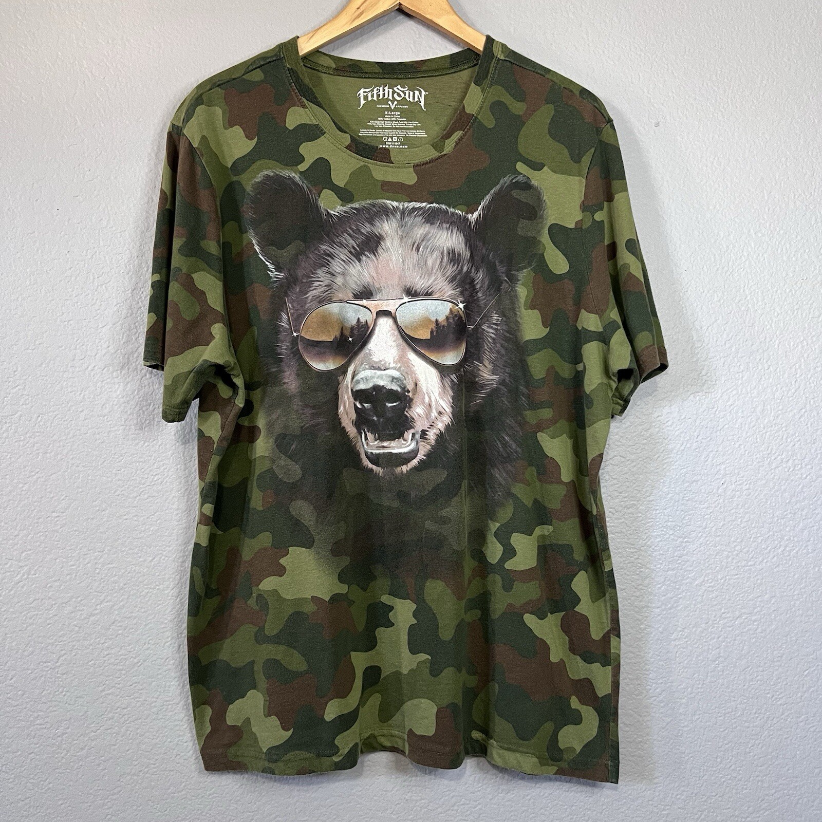 Men's Green Camo Bear Graphic Tee - Premium Short Sleeve Relaxed Fit
