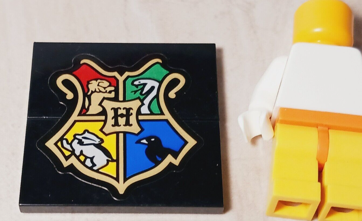 LEGO Harry Potter Hogwarts School Crest Large Sticker Armor Plaque
