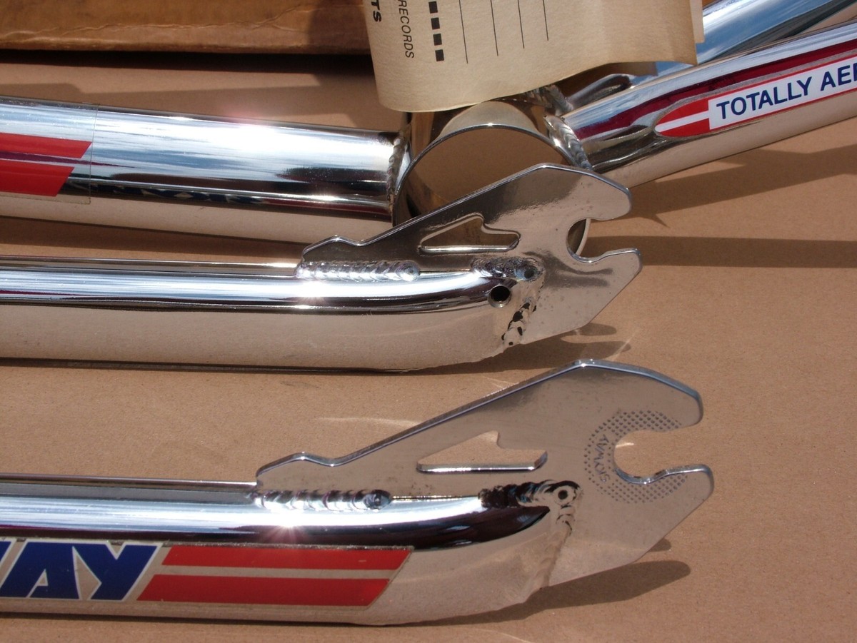 NOS 1983 SKYWAY TA FRAME FORK OLD SCHOOL BMX GRAIL w BOX