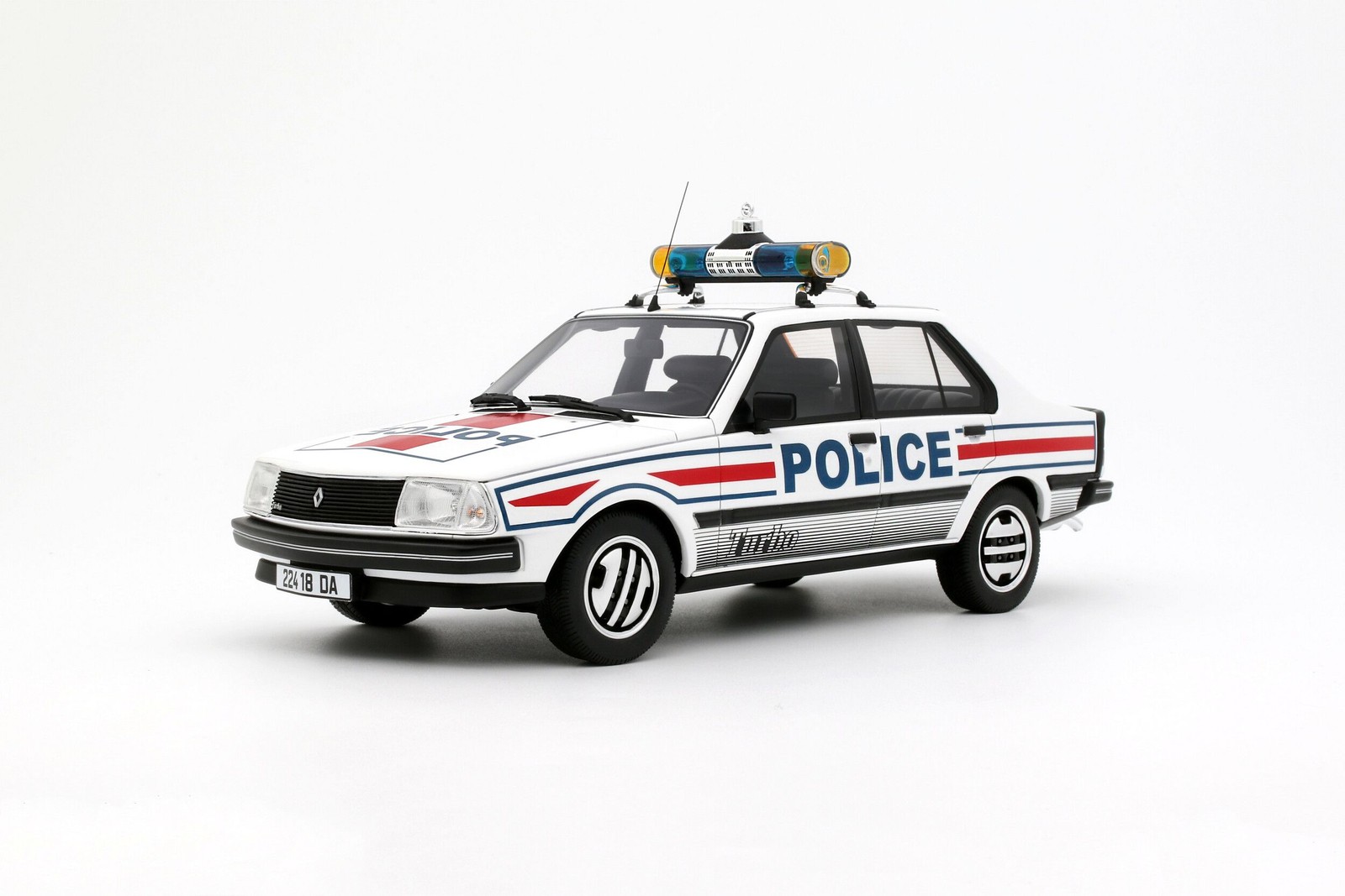 Renault 18 Turbo Police Nationale 1982 : miniature de prestige aux détails réalistes