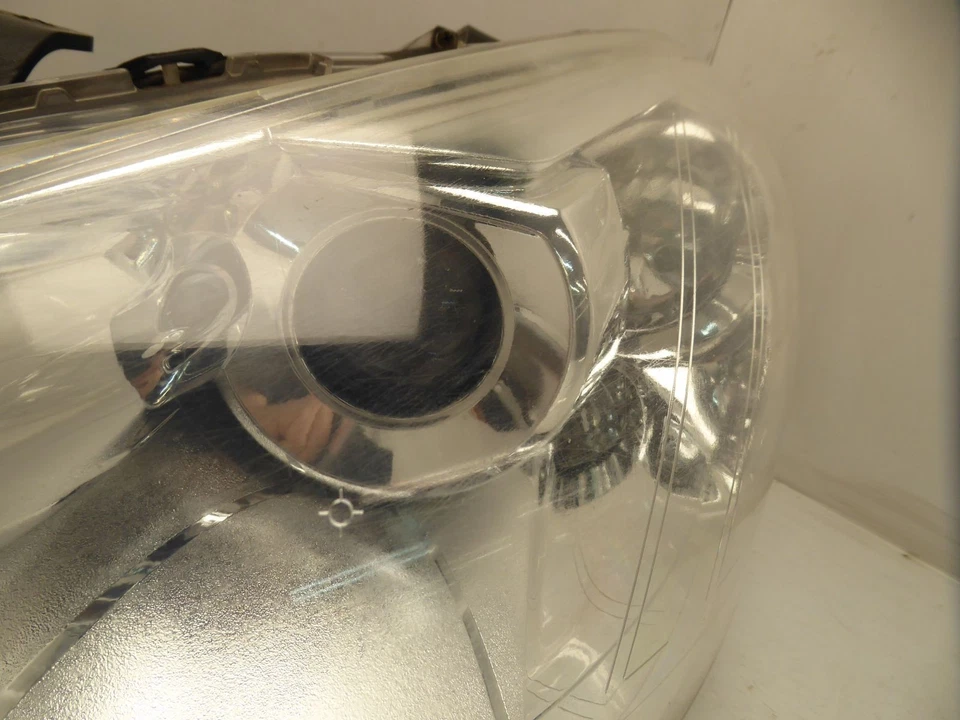 Hauptscheinwerfer links Xenon 8301A819 P7142L C-CROSSER (VU, VV) 2.2 HDI - Bild 4 von 4