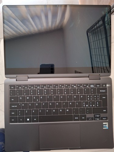 Samsung Galaxy Book3 360 NP730QFG CORE i5 8 GB RAM Funzionante ma Display Rotto!