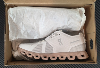 Size 7 On Women's Cloud 5 Sand Rosebrown Running Shoes