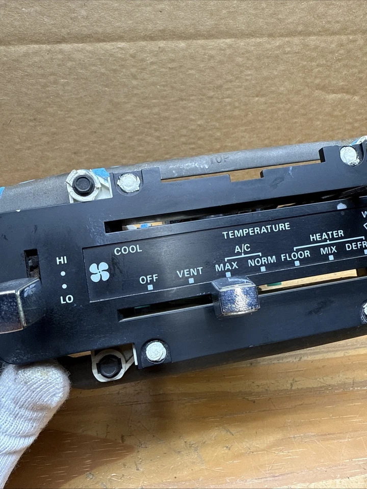 1975 -1979 Ford Truck F150 F250 F350 HVAC Heater Controls w/ A/C - Image 3 of 4