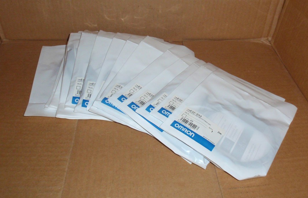 Omron E32-D33 New In Box Photo Sensor Switch Fiber Cable E32D33
