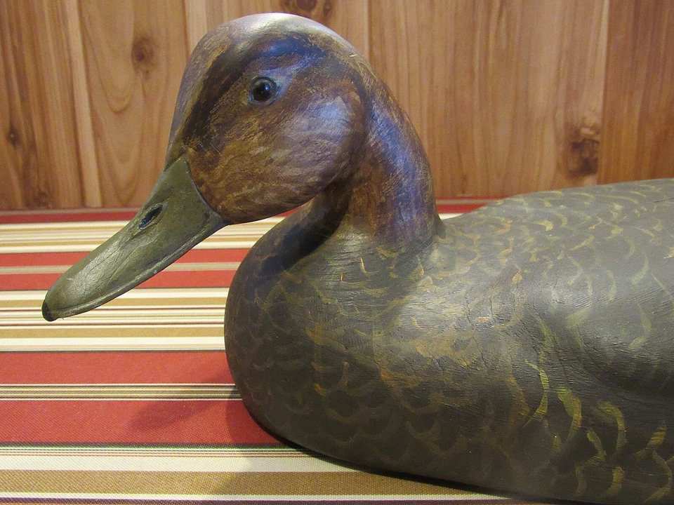 Señuelo de pato negro cabeza girada pato funcionando tallador de pintura original Danny Lee Heuer Foto 3 de 4