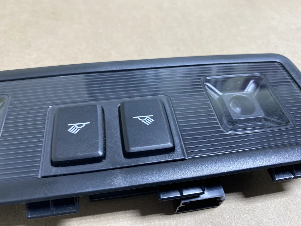 Luz de lectura interior domo trasero Volkswagen GTI 2015-2019 LED 5G0947291K P5 Foto 4 de 4