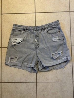 S.O.N.G. Timeless Shorts Juniors 13/31 Gray Distressed Denim Cutoff Shorts