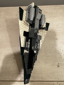 LEGO Star Wars 9498 Saesee Tiin's Jedi Starfighter (Retired 2013)