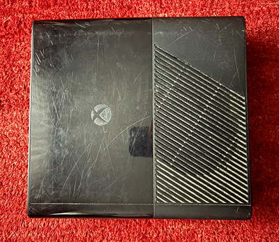 Microsoft Xbox 360 E Konsole Schwarz PAL Funktion: Unbekannt