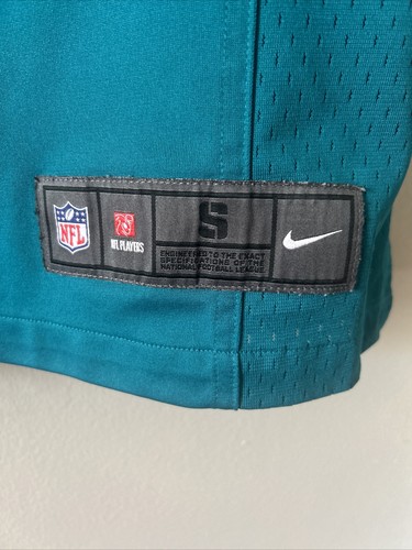 jacksonville jaguars jersey mens small. Jones-drew. Used But Good Condition. - Picture 4 of 5