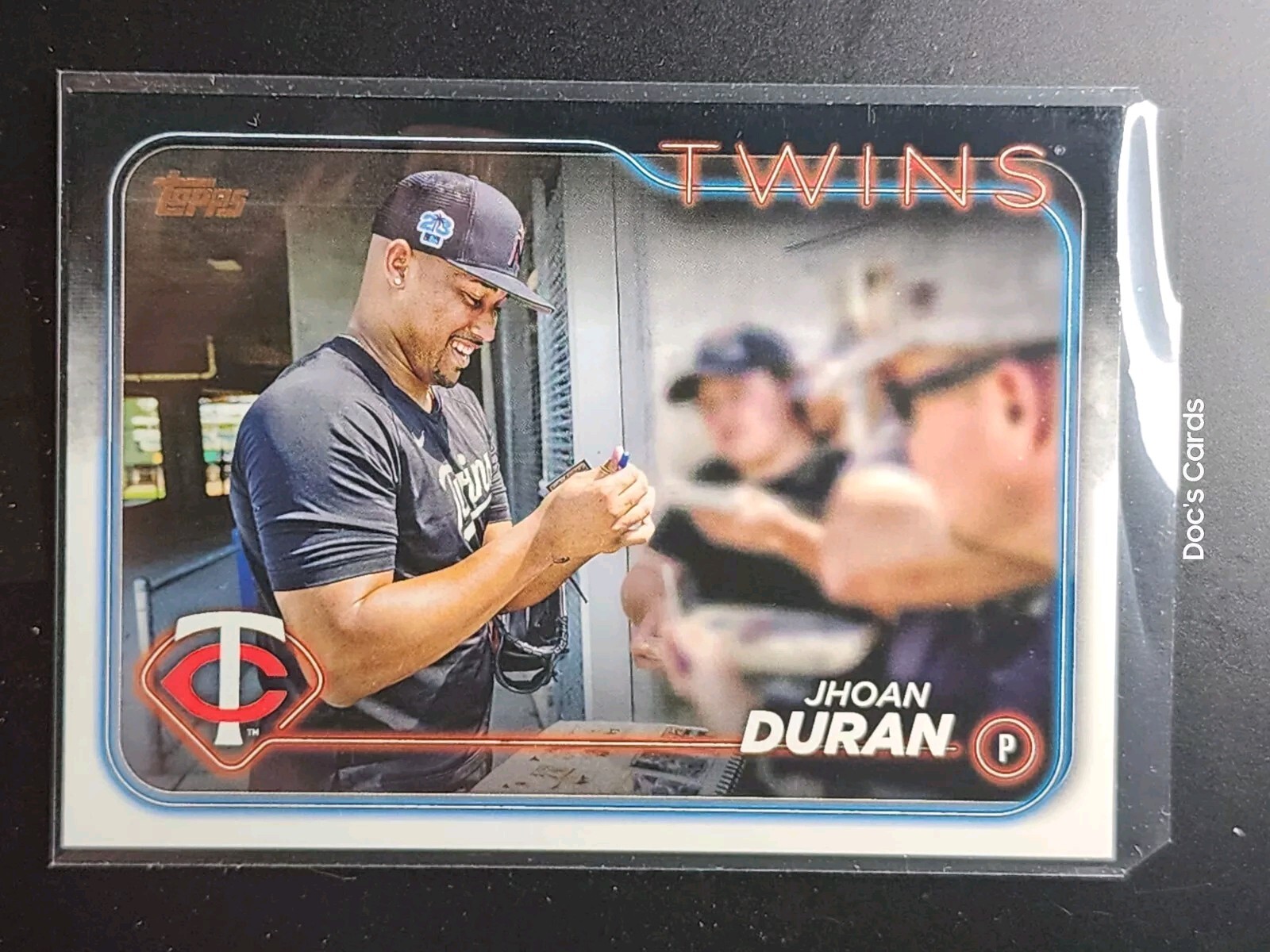 2024 Topps Series 1 - #227 Jhoan Duran Golden Mirror SSP - Minnesota Twins.