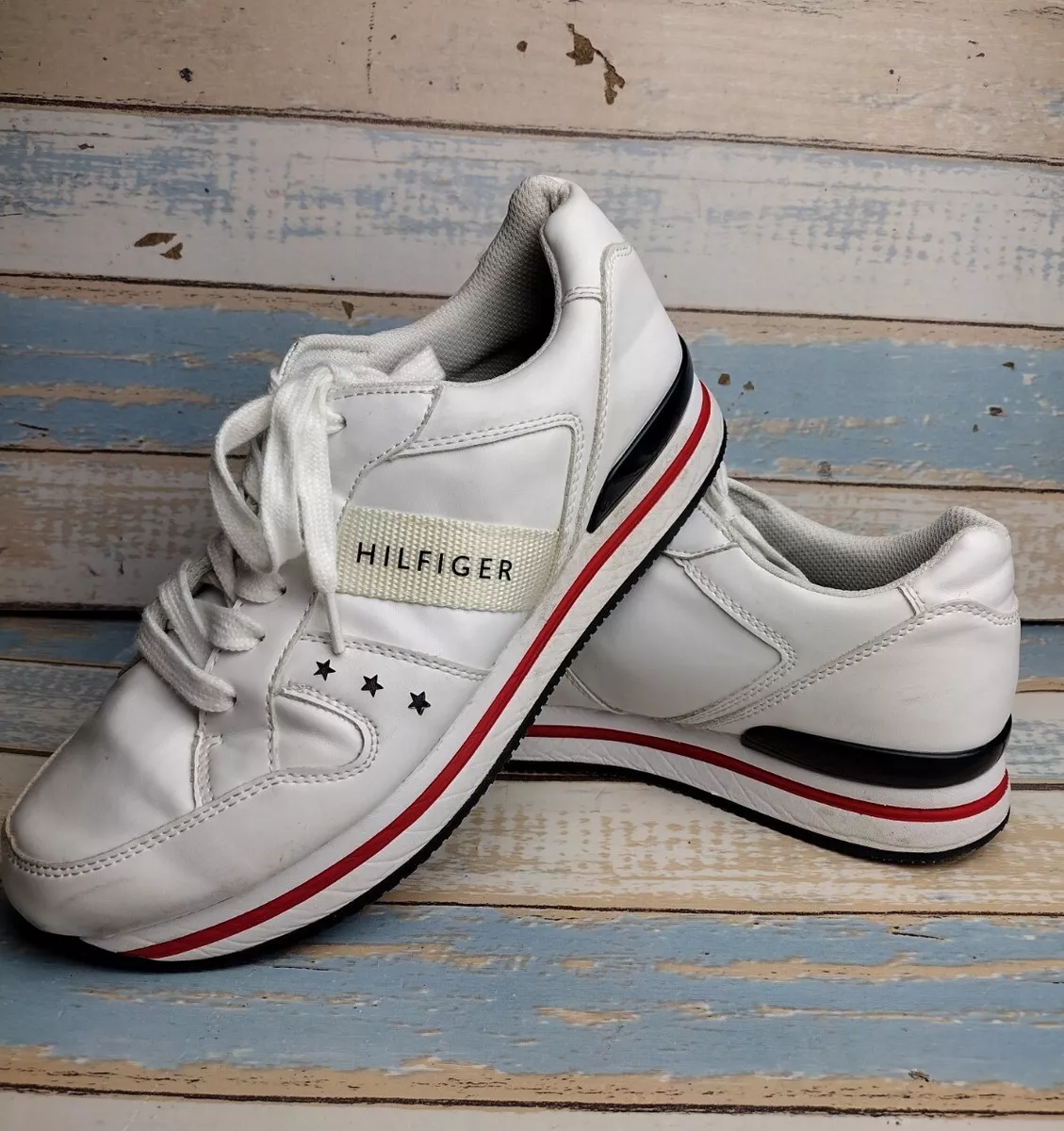 Tommy hilfiger deals star sneaker women's