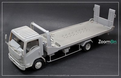 ZoomOn 1/24 ELF Flatbed Truck Full Resin kit with Engine