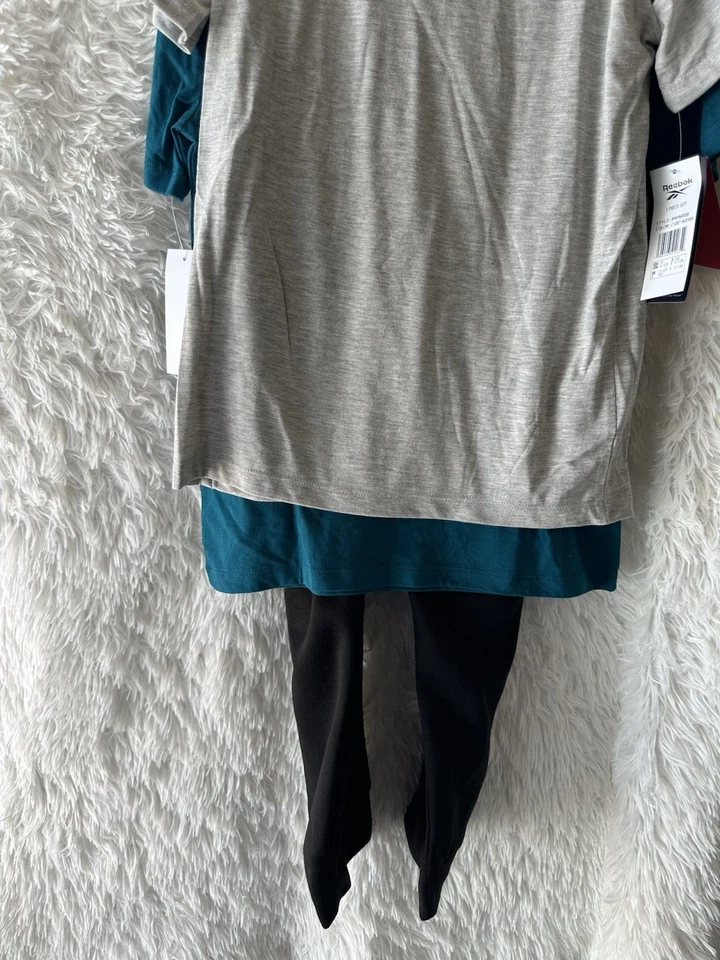 Reebok Boys 3 Piece Set Includes 2 T-shirt And 1- Set Of Pants Size 12 New - Image 3 of 4