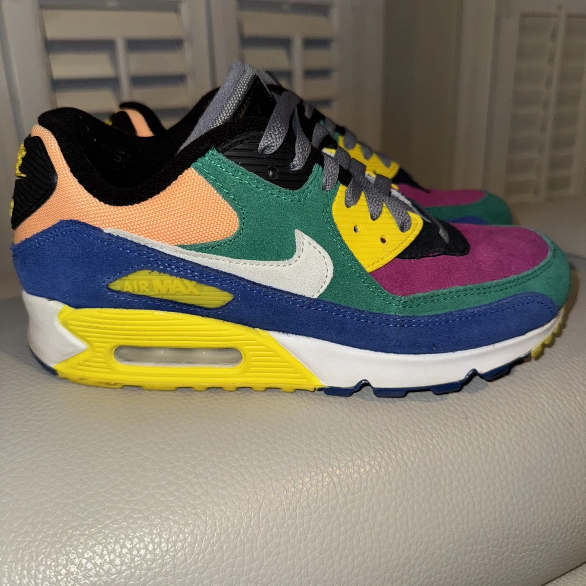 Nike Air Max 90 QS
“Viotech” 2
10.5M The bubble was born on March 26th, and we main image 2