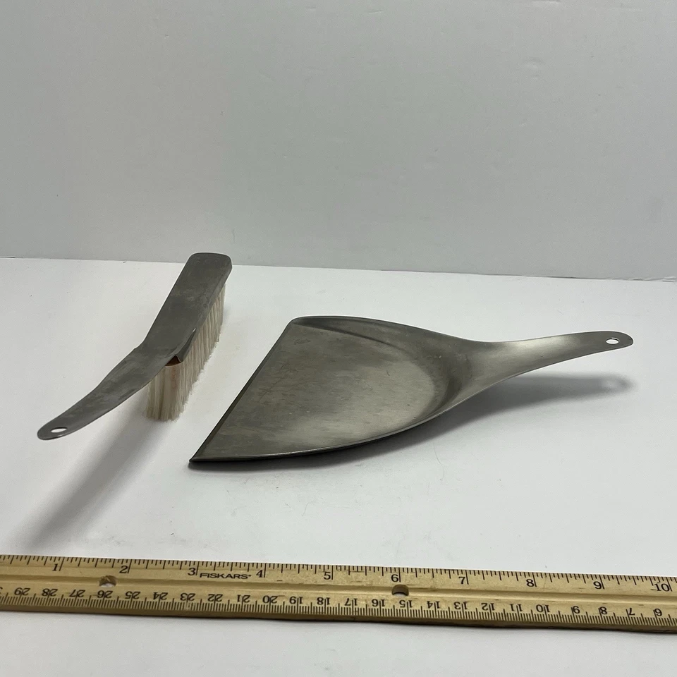 Recogedor de migas de mesa y cepillo vintage WMF de acero inoxidable Foto 2 de 4