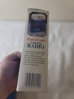 Pepsi Cola Vintage 90's Nostalgic Machine AM/FM Radio Never Used