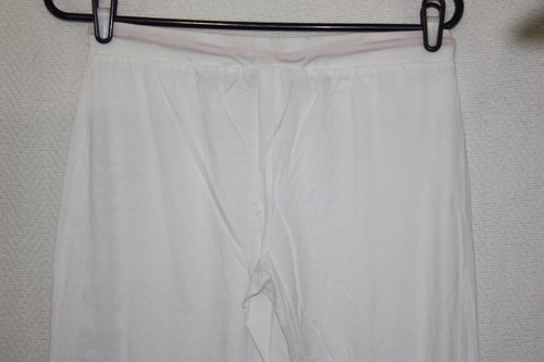 NWOT Sanrio Hello Kitty Sz M White Pajama Lounge Pants Soft Cotton - Picture 3 of 6