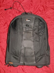 lowepro rolling computrekker aw