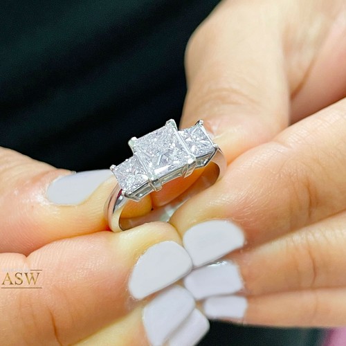 14K SOLID WHITE GOLD PRINCESS SIMULATED DIAMOND ENGAGEMENT RING THREE STONE 2.00 - Picture 12 of 12