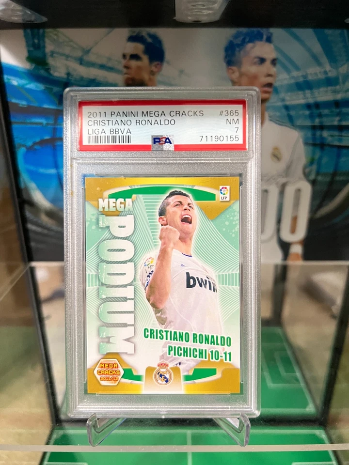 Panini Mega Cracks Liga BBVA #365 2011 Cristiano Ronaldo Real Madrid PSA 7 casi nuevo Foto 3 de 4