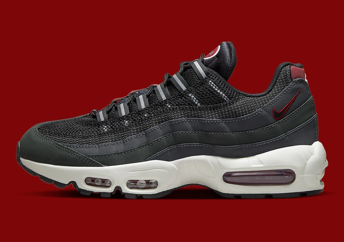 Nike air max team deals red