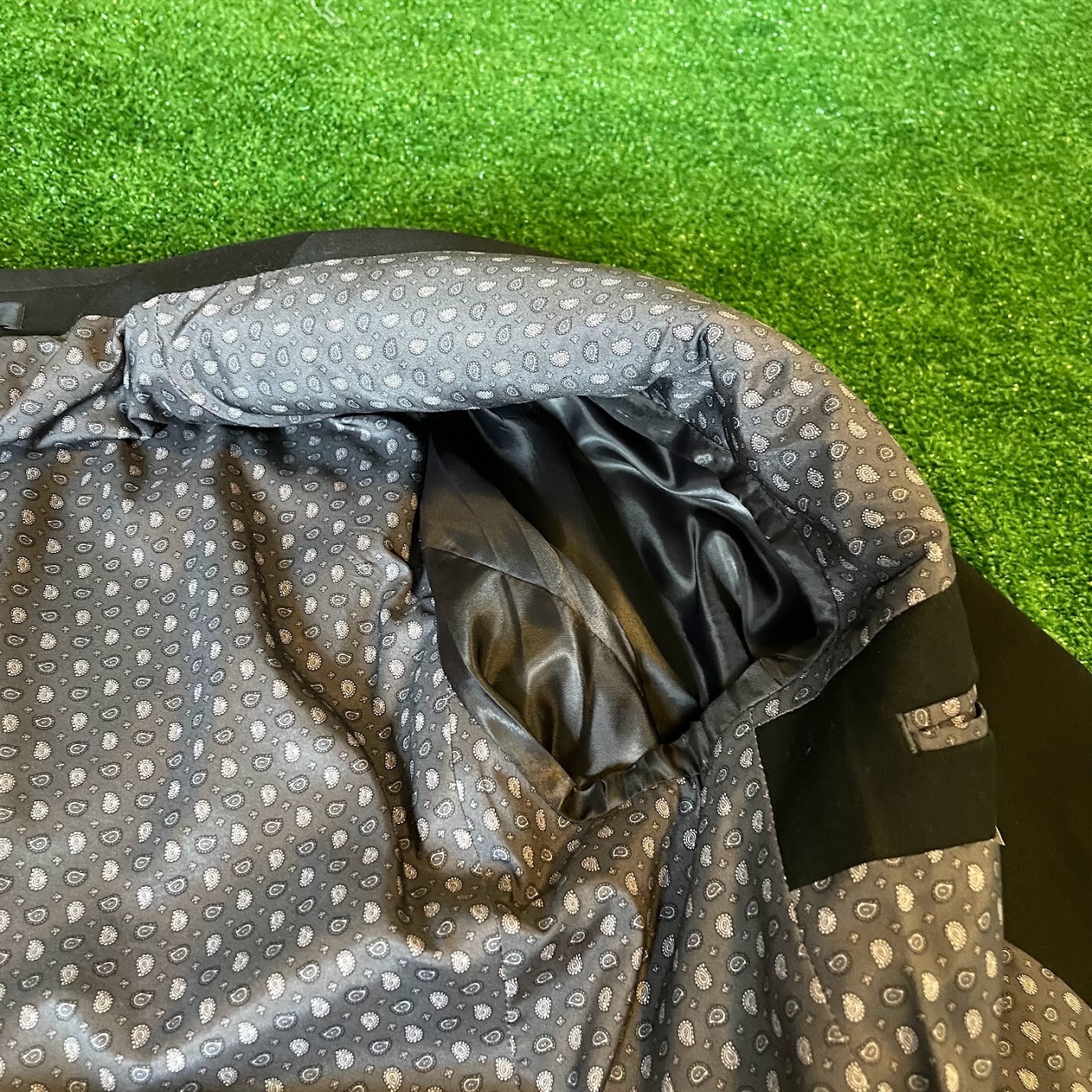 Chaps Single Breasted 2 Button Notch Lapel Classi… - image 15