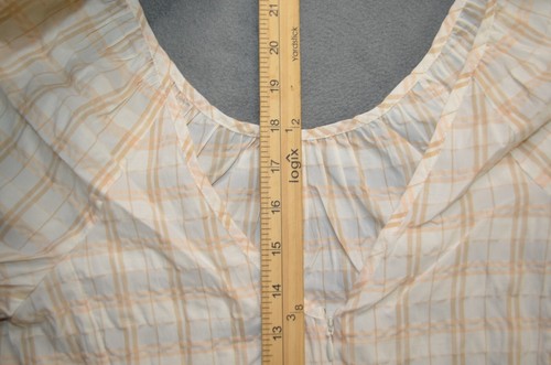 J Crew Women's V Back Puff Sleeve Textured Plaid Top Blouse Size 4 - Picture 4 of 8