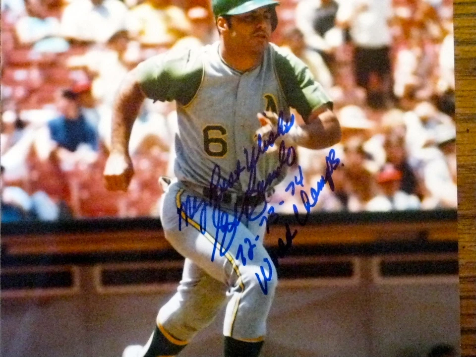 FOTO AUTOGRAFIADA DE SAL BANDO 8X10 MLB OAKLAND CAMPEONES DE ATLETISMO MILWAUKEE BREWERS Foto 4 de 4